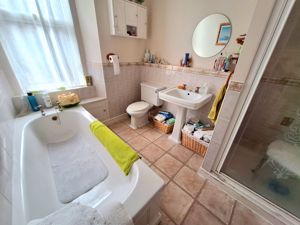 Bathroom - click for photo gallery